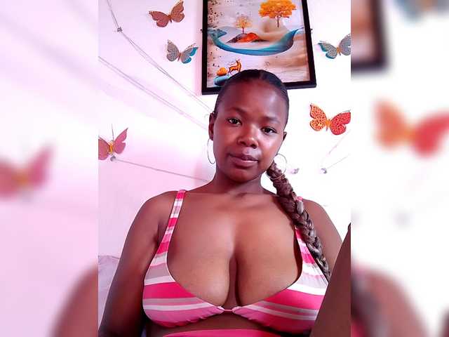 Sayrahsexy's BongaCams show and profile