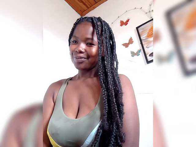 Sayrahsexy's BongaCams show and profile