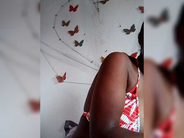 Sayrahsexy's BongaCams show and profile