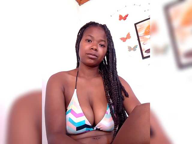 Sayrahsexy's BongaCams show and profile