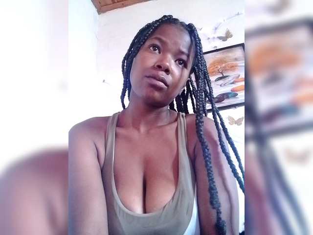 Sayrahsexy's BongaCams show and profile