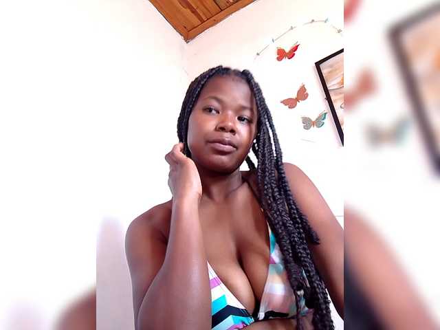 Sayrahsexy's BongaCams show and profile