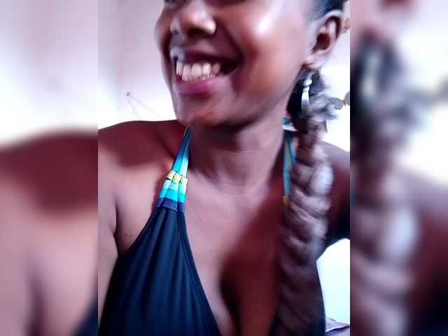 Sayrahsexy's BongaCams show and profile