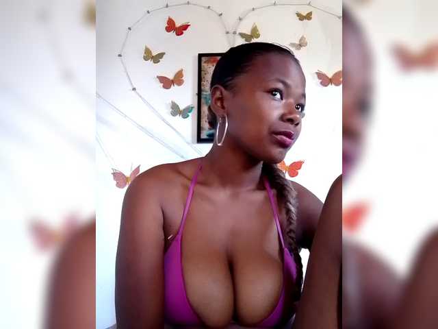 Sayrahsexy's BongaCams show and profile