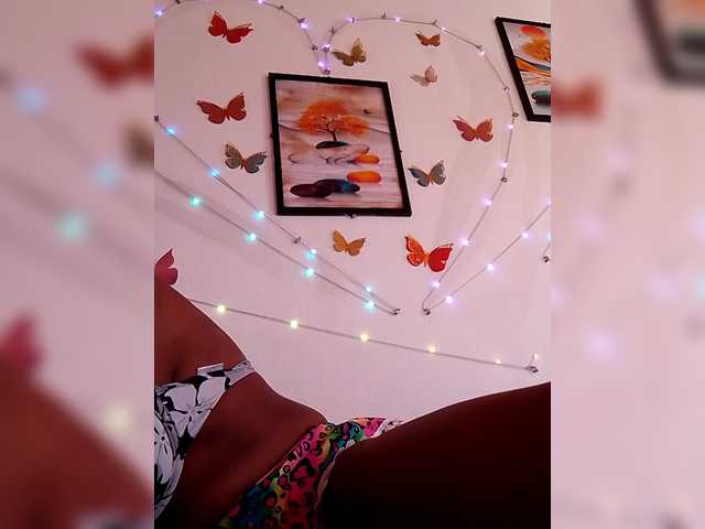 Sayrahsexy's BongaCams show and profile