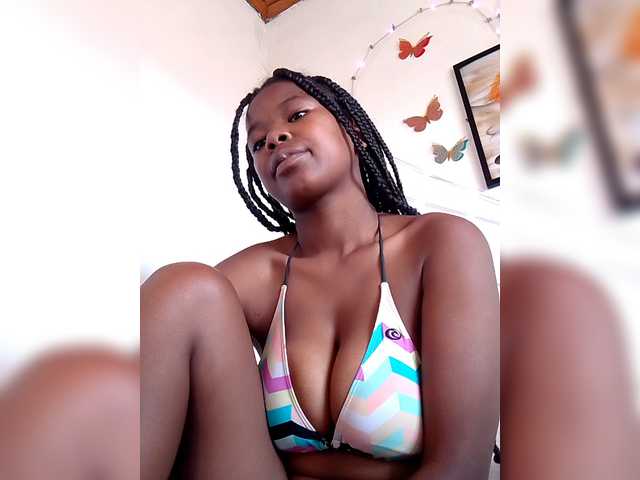 Sayrahsexy's BongaCams show and profile