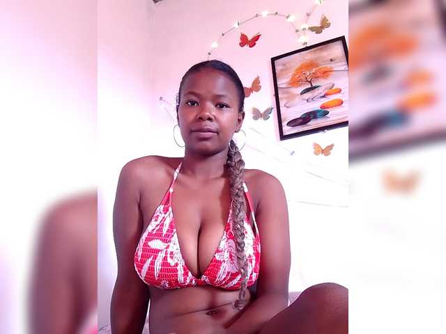 Sayrahsexy's BongaCams show and profile