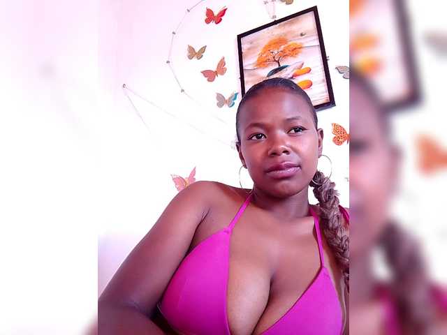 Sayrahsexy's BongaCams show and profile