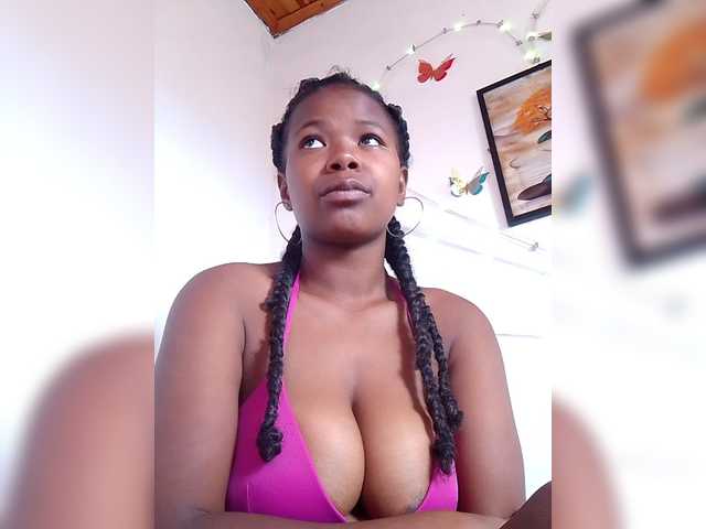 Sayrahsexy's BongaCams show and profile