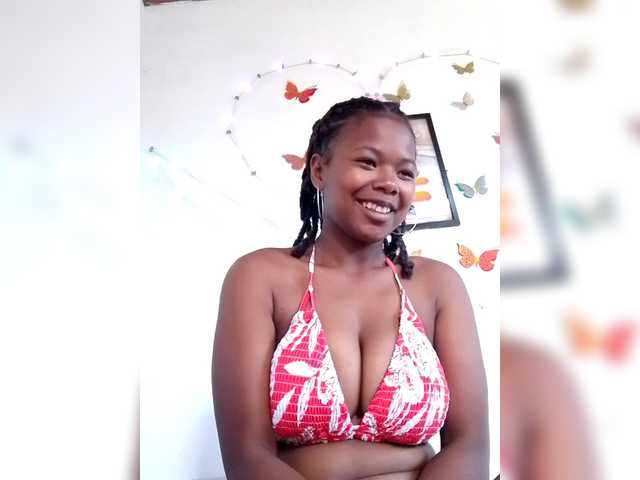 Sayrahsexy's BongaCams show and profile