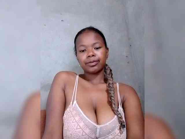 Sayrahsexy webcam