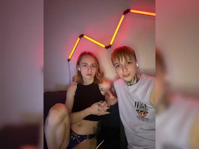 BabyBloommm's BongaCams show and profile