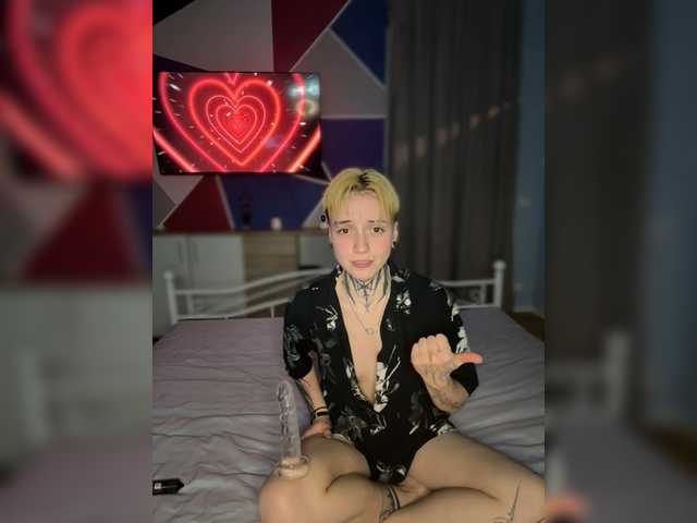 BabyBloommm's BongaCams show and profile