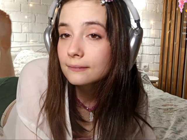 MapleDunford's BongaCams show and profile