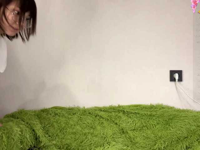 JenelleKounlavong's BongaCams show and profile