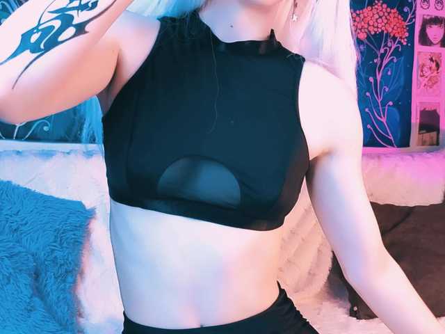 PeacchyPawss's Thumb Image