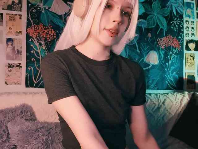 PeacchyPawss PeacchyPawss