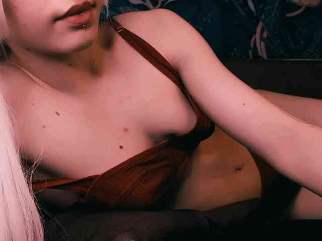 PeacchyPawss PeacchyPawss