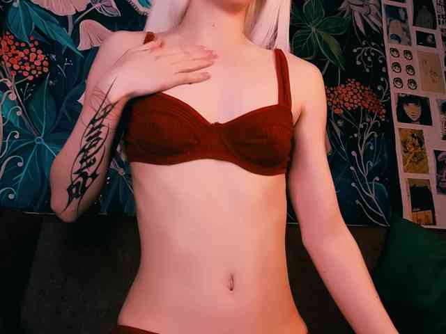 PeacchyPawss PeacchyPawss