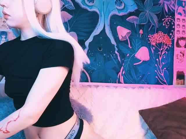 PeacchyPawss PeacchyPawss