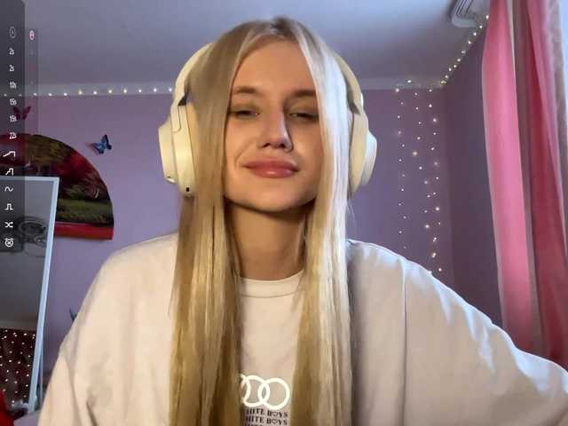 LeilaGerveler's BongaCams show and profile