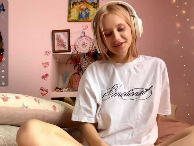 LeilaGerveler's BongaCams show and profile