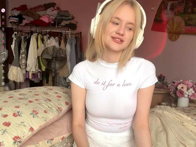 LeilaGerveler's BongaCams show and profile