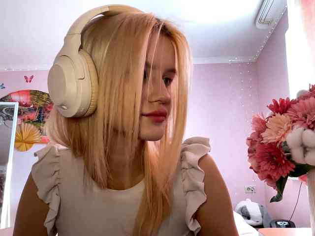 Melissablow webcam