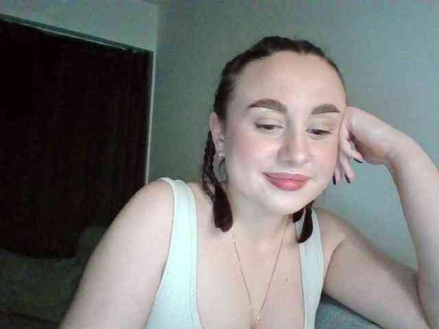 EllisSwon132 webcam