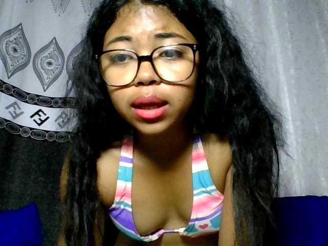 ALYASH's BongaCams show and profile