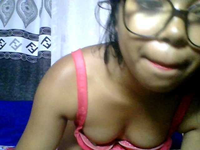 ALYASH – webcam model profile photo