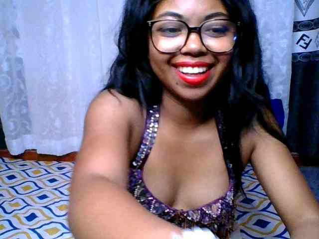 ALYASH Live Webcam on BongaCams