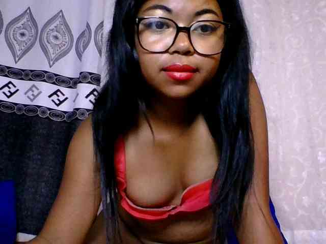 ALYASH Live Webcam on BongaCams