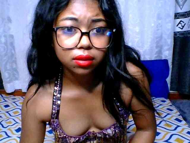 ALYASH Live Webcam on BongaCams