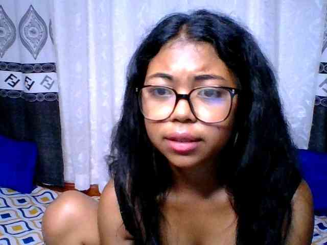 ALYASH Live Webcam on BongaCams