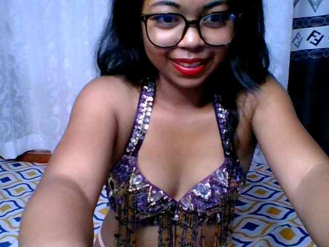 ALYASH Live Webcam on BongaCams