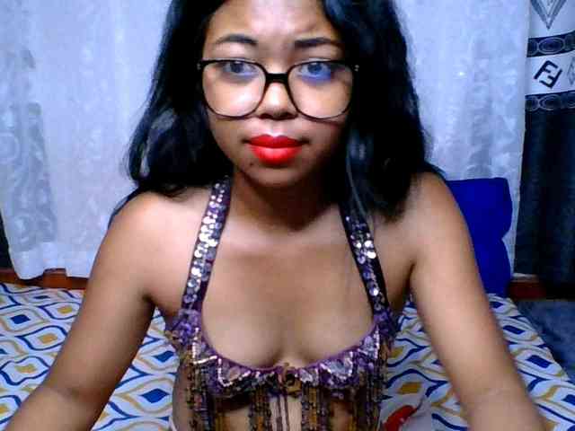 ALYASH Live Webcam on BongaCams