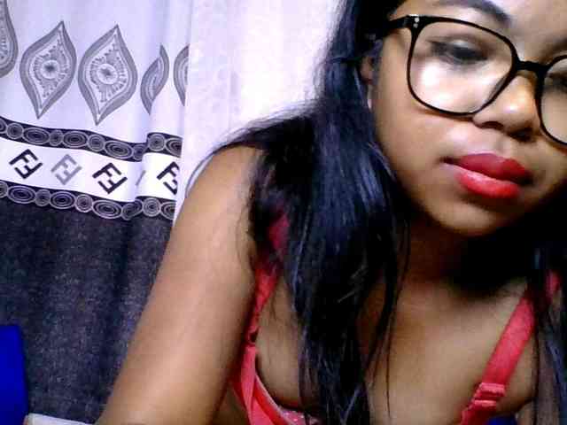 ALYASH Live Webcam on BongaCams