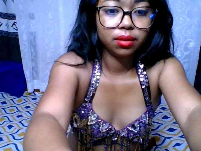 ALYASH Live Webcam on BongaCams