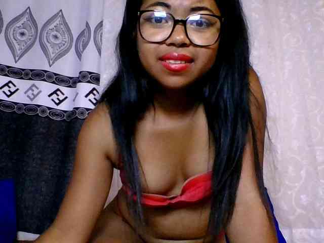 ALYASH Live Webcam on BongaCams