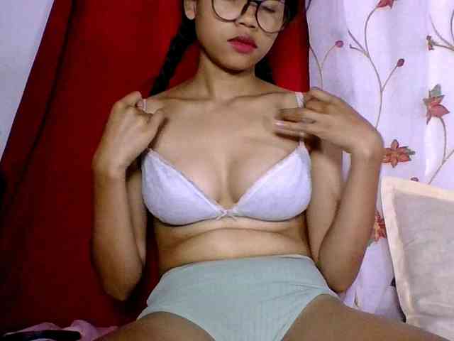 AKANE-WHITE AKANE-WHITE