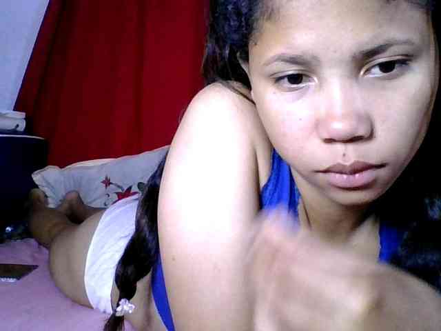 AKANE-WHITE AKANE-WHITE