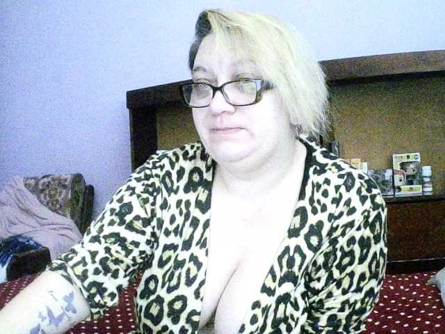 sweetmommy – webcam model profile photo