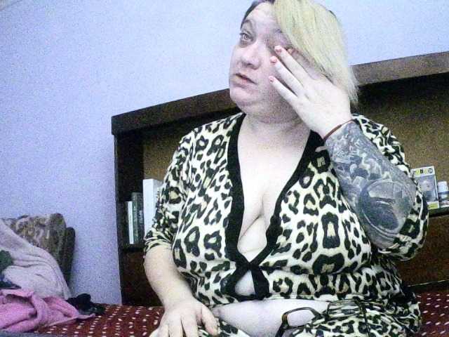 sweetmommy – webcam model profile photo