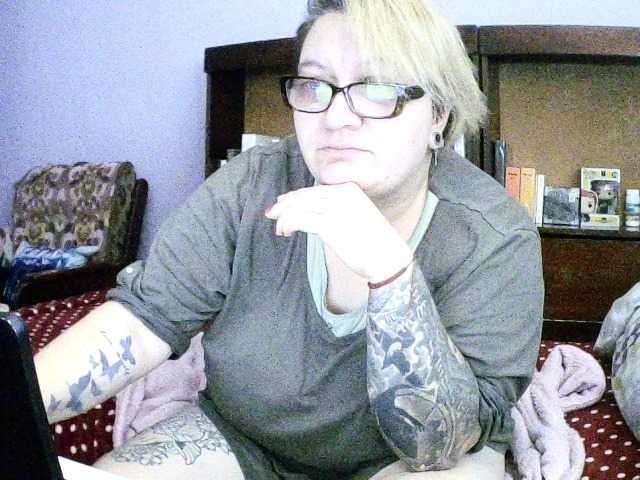 sweetmommy – webcam model profile photo