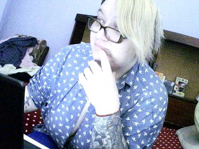 sweetmommy's BongaCams show and profile