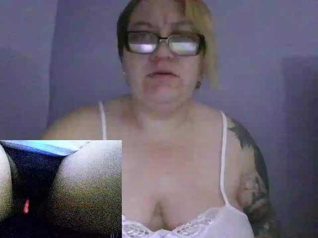 sweetmommy – webcam model profile photo