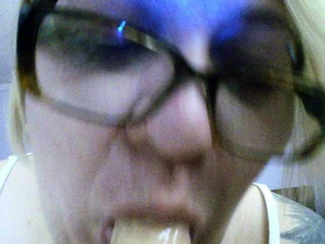 sweetmommy – webcam model profile photo