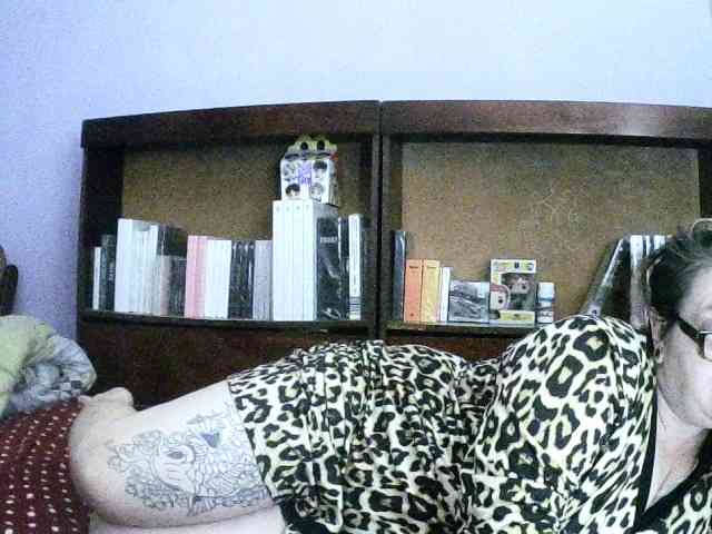 sweetmommy Live Webcam on BongaCams