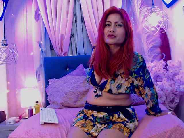 DULCE-DELICIOUS Live Webcam on BongaCams